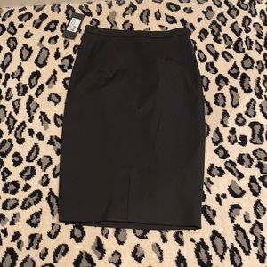 Black ribbed pencil skirt